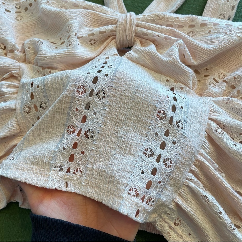 *Urban Romantics Cream Crop top Med - Picture 4 of 6
